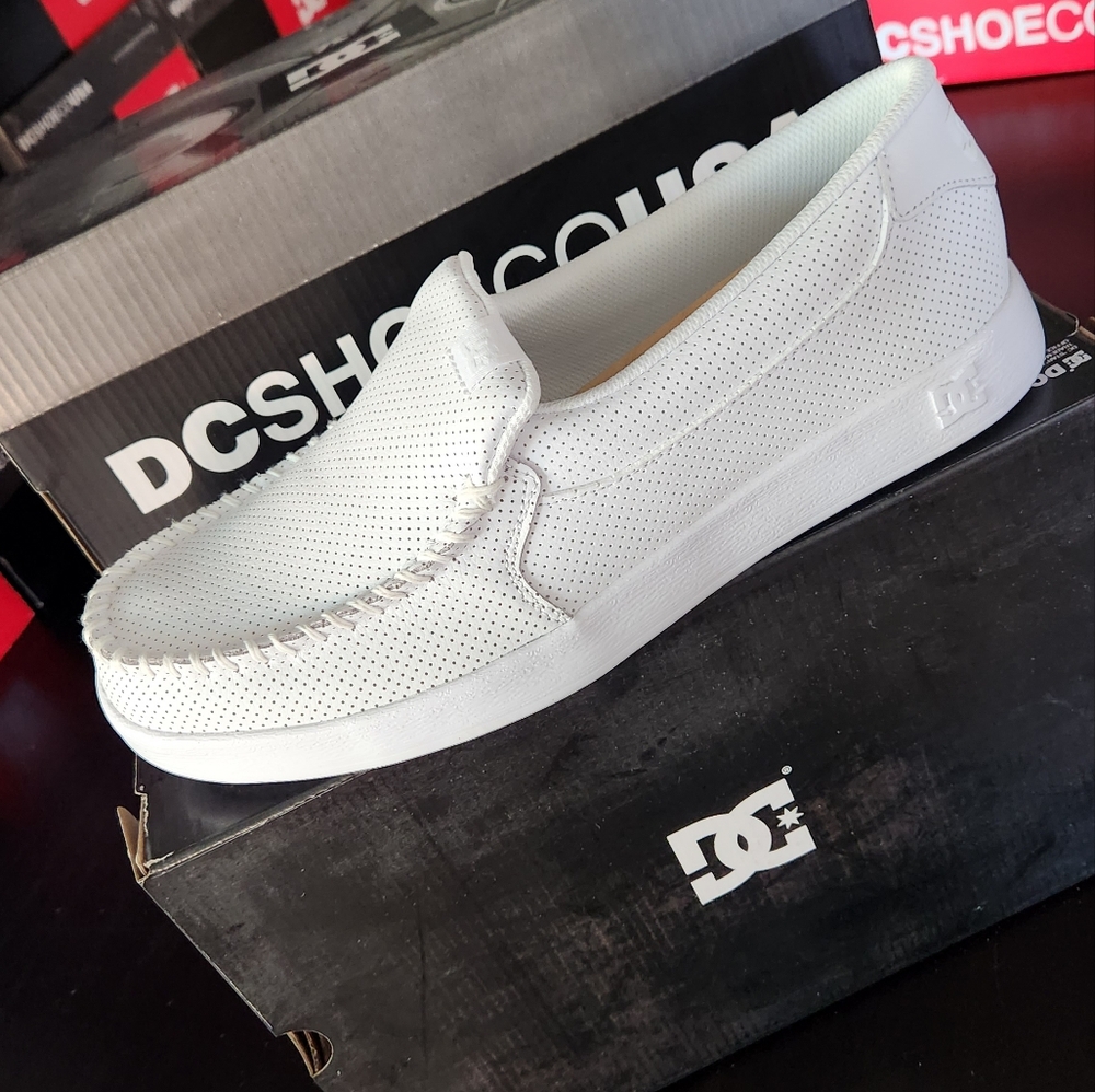 Men's Villain Slip-On Shoes - Picture 7 of 7